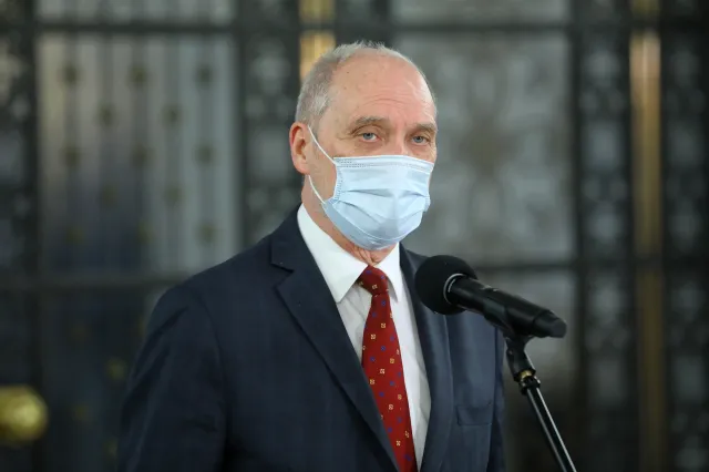 Macierewicz o raporcie smoleńskim: Prawda jest taka, że samolot został zniszczony w eksplozji