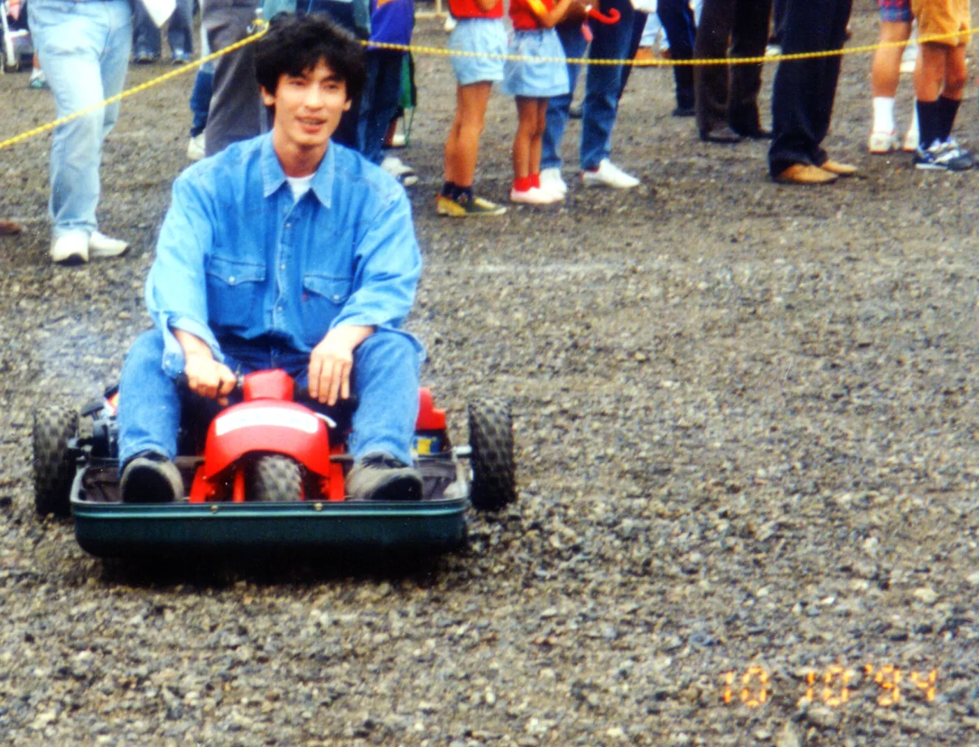 Mazda i samochód walizkowy. Tajemnica niezwykłego pojazdu