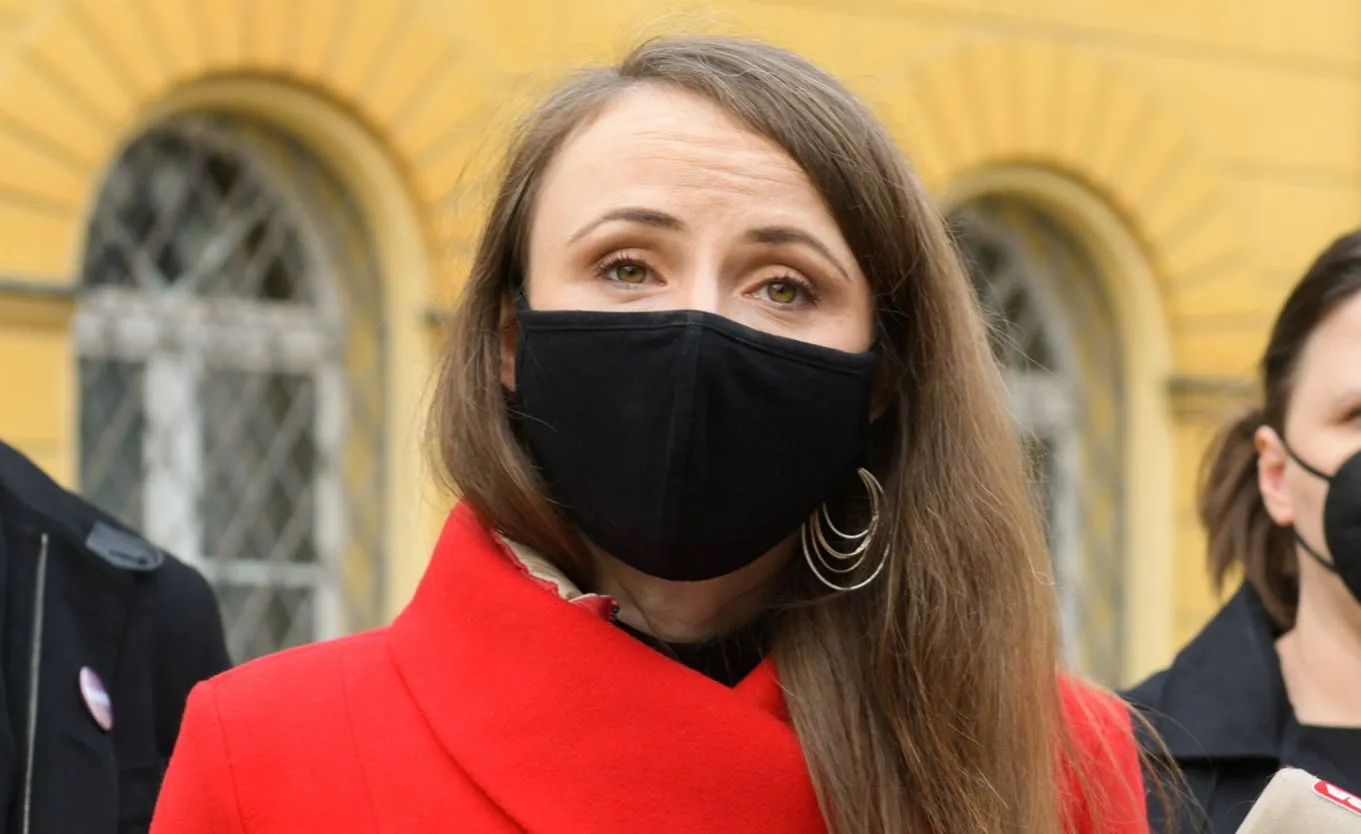 Dziemianowicz-Bąk o Funduszu Odbudowy: Jeżeli do poniedziałku nie otrzymamy informacji, nie ma szans na poparcie