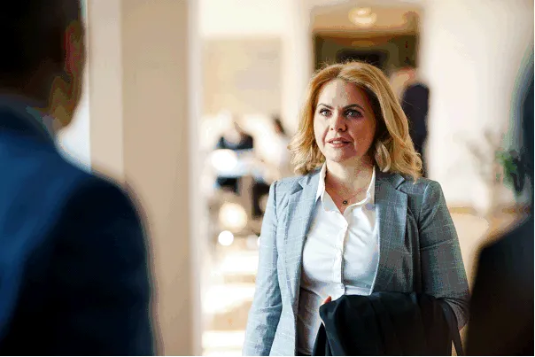 Przyjaciółki: Anka i Paweł przez plotki o molestowaniu tracą klientów