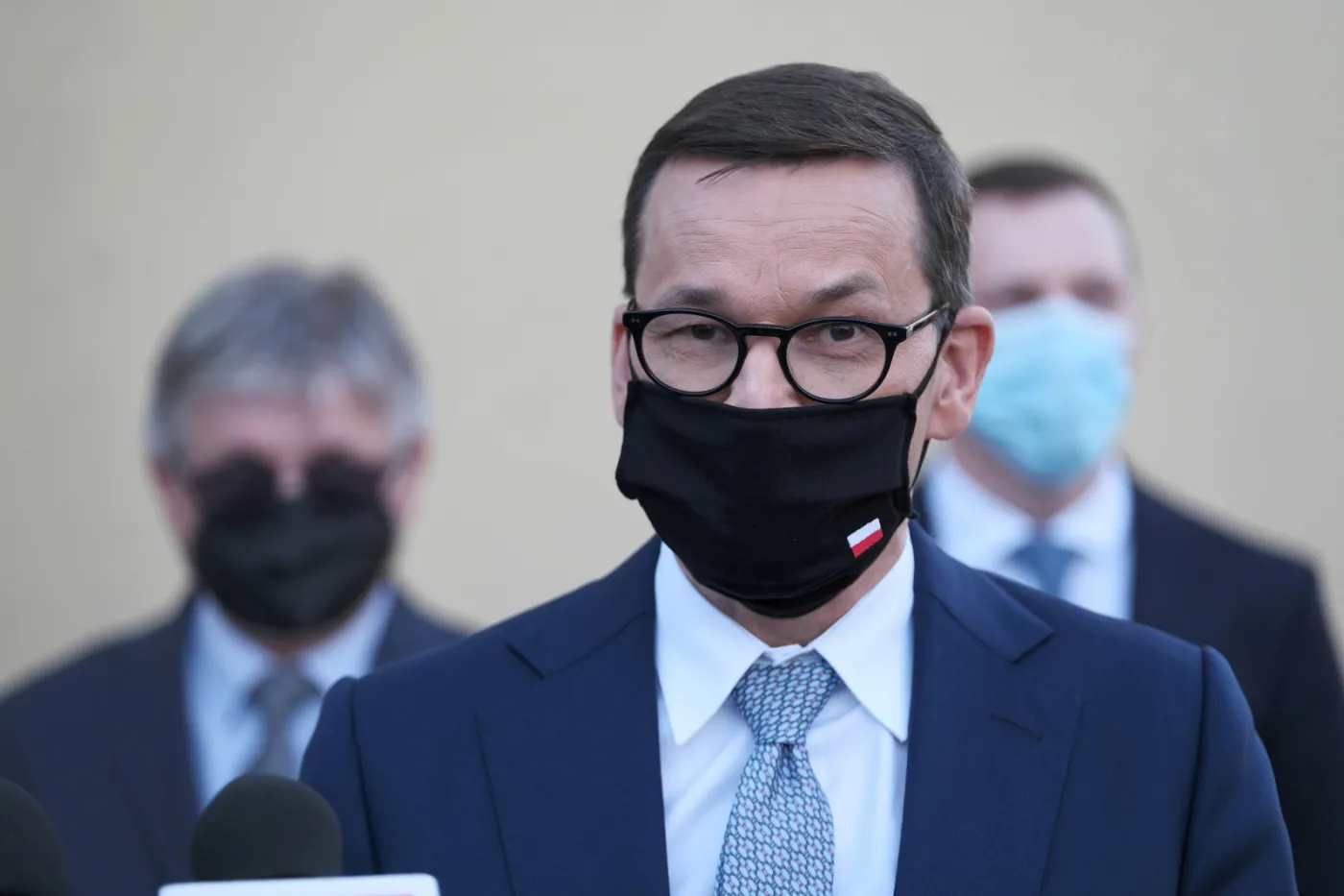 Morawiecki o domach dla Polaków: Żeby ich tutaj zatrzymać