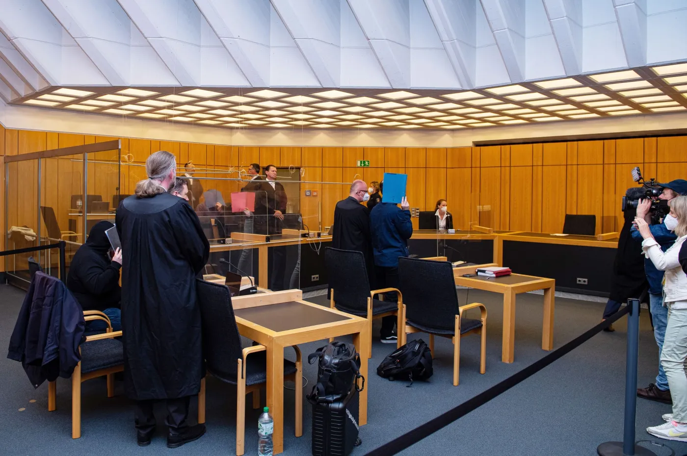 Wyroki dla pedofilskiej siatki w Niemczech. ARD: Oskarżeni śmiali się na sali sądowej