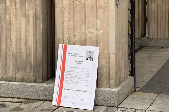 Lewica wystawia Czarnkowi świadectwo. "Największy szkodnik polskiej oświaty"