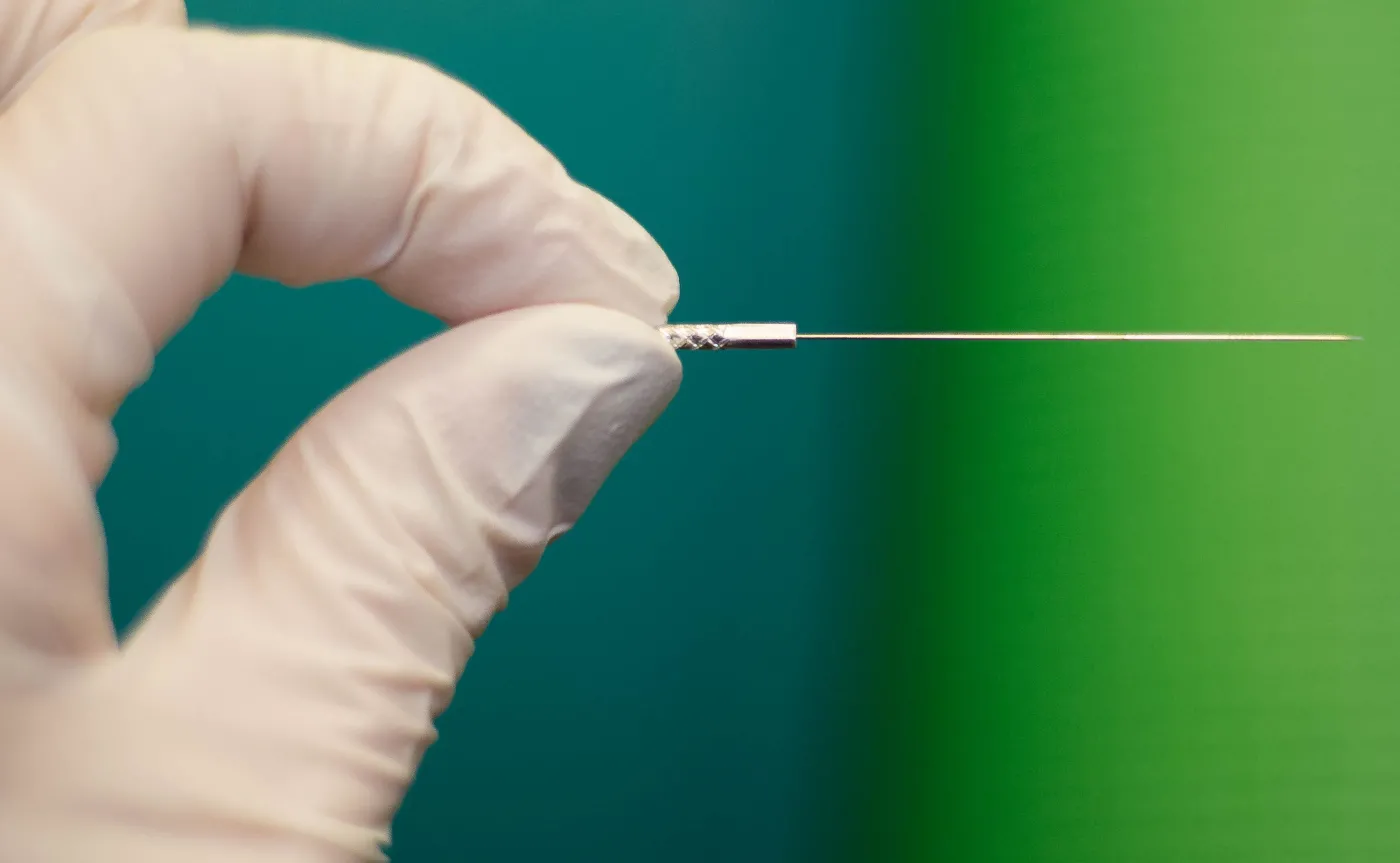 Suche igłowanie – po co wbijać igłę, skoro i tak boli?