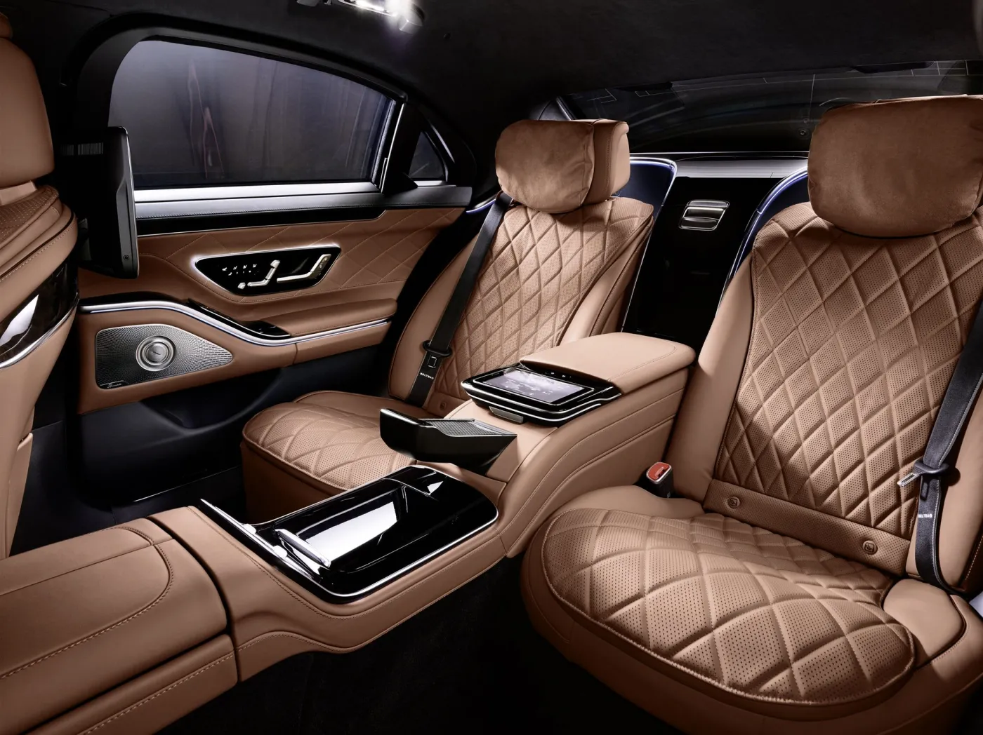 mercedes-s-680-guard-4matic-37213793.jpg