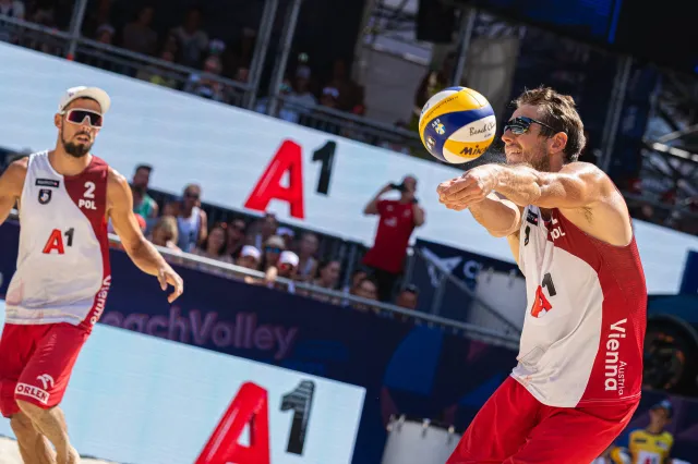 Kantor i Łosiak na podium ME w siatkówce plażowej
