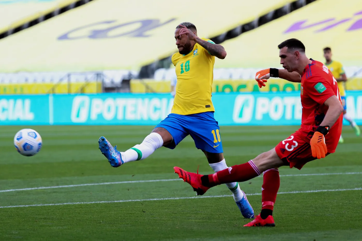 Neymar i Emiliano Martinez