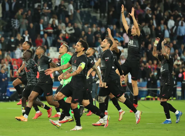 Liga Mistrzów. Hit w Paryżu. Lewandowski kontra Kędziora. Ronaldo w pogoni za rekordem