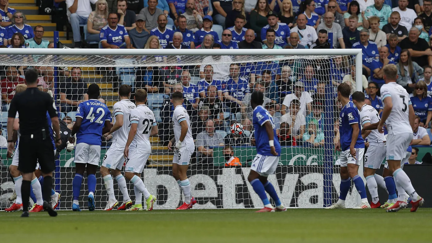 "Lisy" poleciały do Warszawy. Na meczu z Legią 800 kibiców Leicester