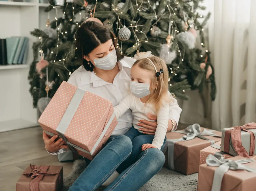 Z najbliższą rodziną, czy osobno? Jak planujemy spędzić święta? [SONDAŻ DGP i RMF FM]