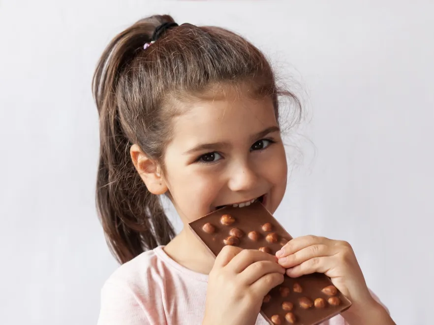 To nie musi być walka z wiatrakami: Sposoby na to, by pokonać uzależnienie dziecka od cukru