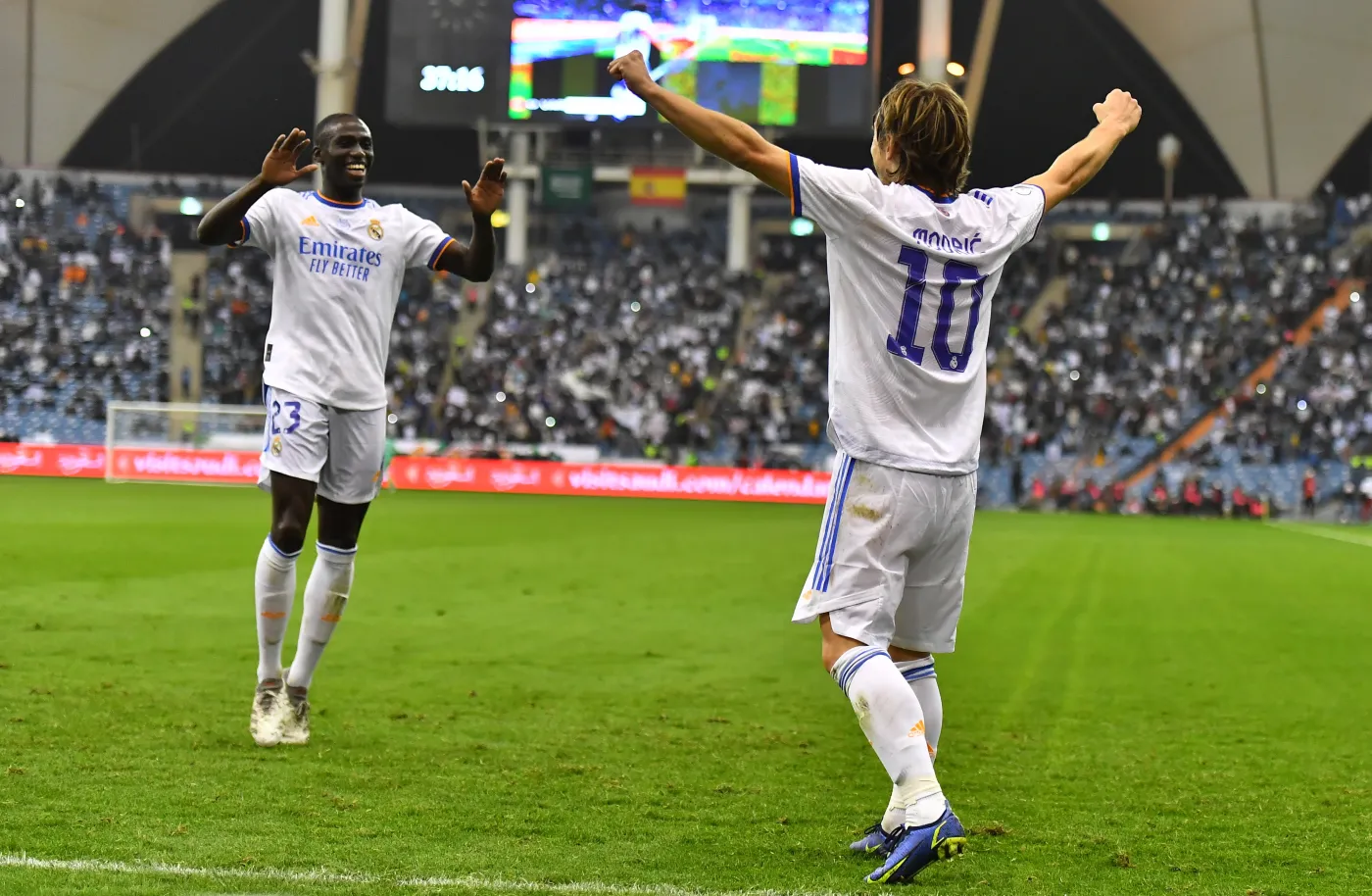 Real Madryt zdobył Superpuchar Hiszpanii. W finale pokonał Athletic Bilbao [WIDEO]