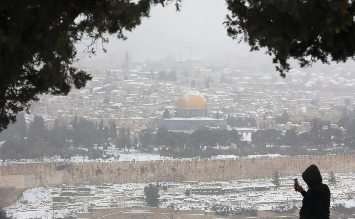 Burza śnieżna dotarła do Jerozolimy. ZDJĘCIA