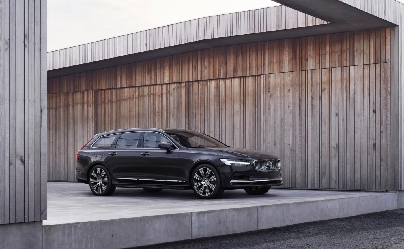 volvo-v90-recharge-t8-plugin-37361956.jpg