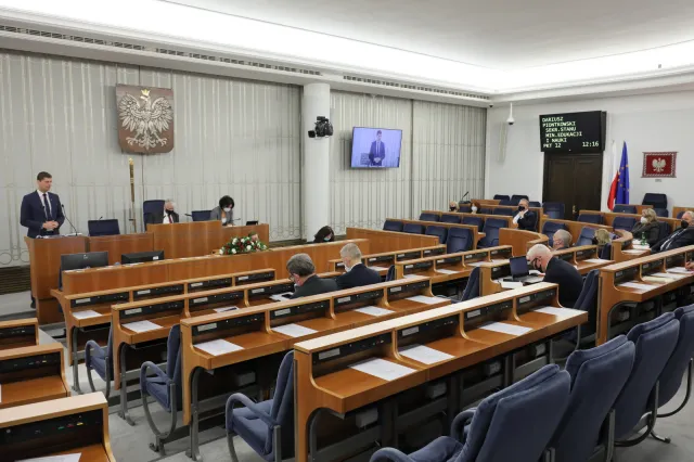 Senat odrzucił "lex Czarnek" w całości