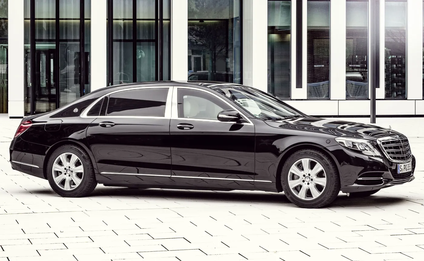 9919112-mercedes-maybach-s-600-guard.jpg