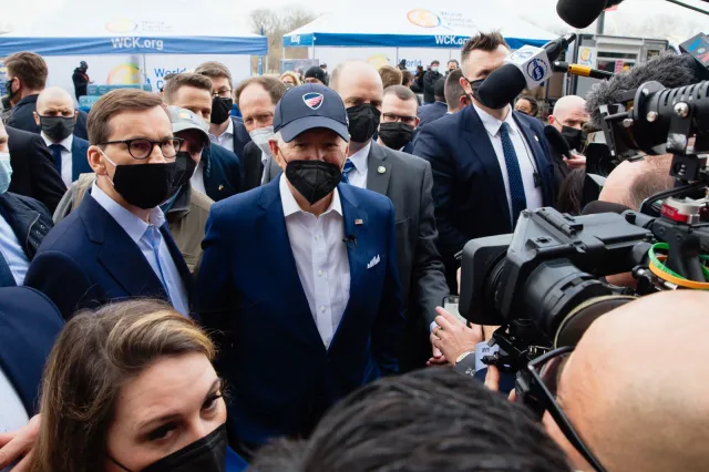 Prezydent Biden o prezydencie Rosji: Jest rzeźnikiem