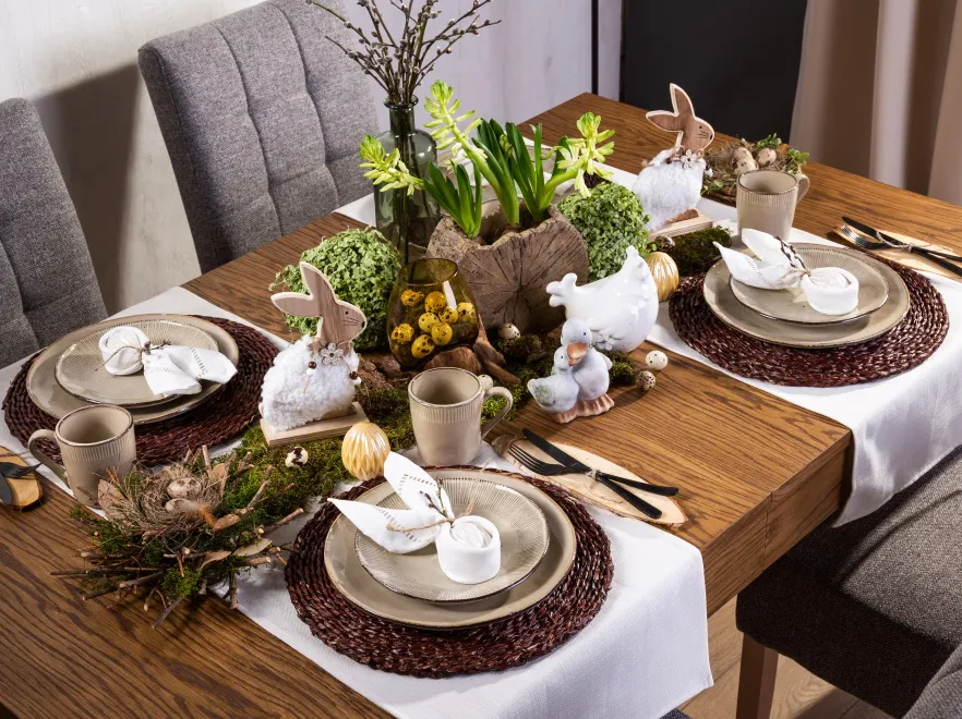 Energia i świeży powiew wiosny: 4 najmodniejsze trendy w tegorocznych wielkanocnych dekoracjach stołu i wnętrz