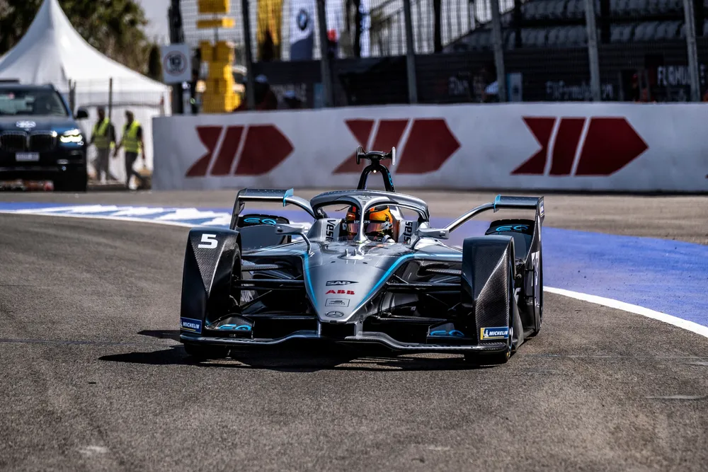 Mercedes wycofuje się z Formuły E. Wielkie przejęcie stało się faktem