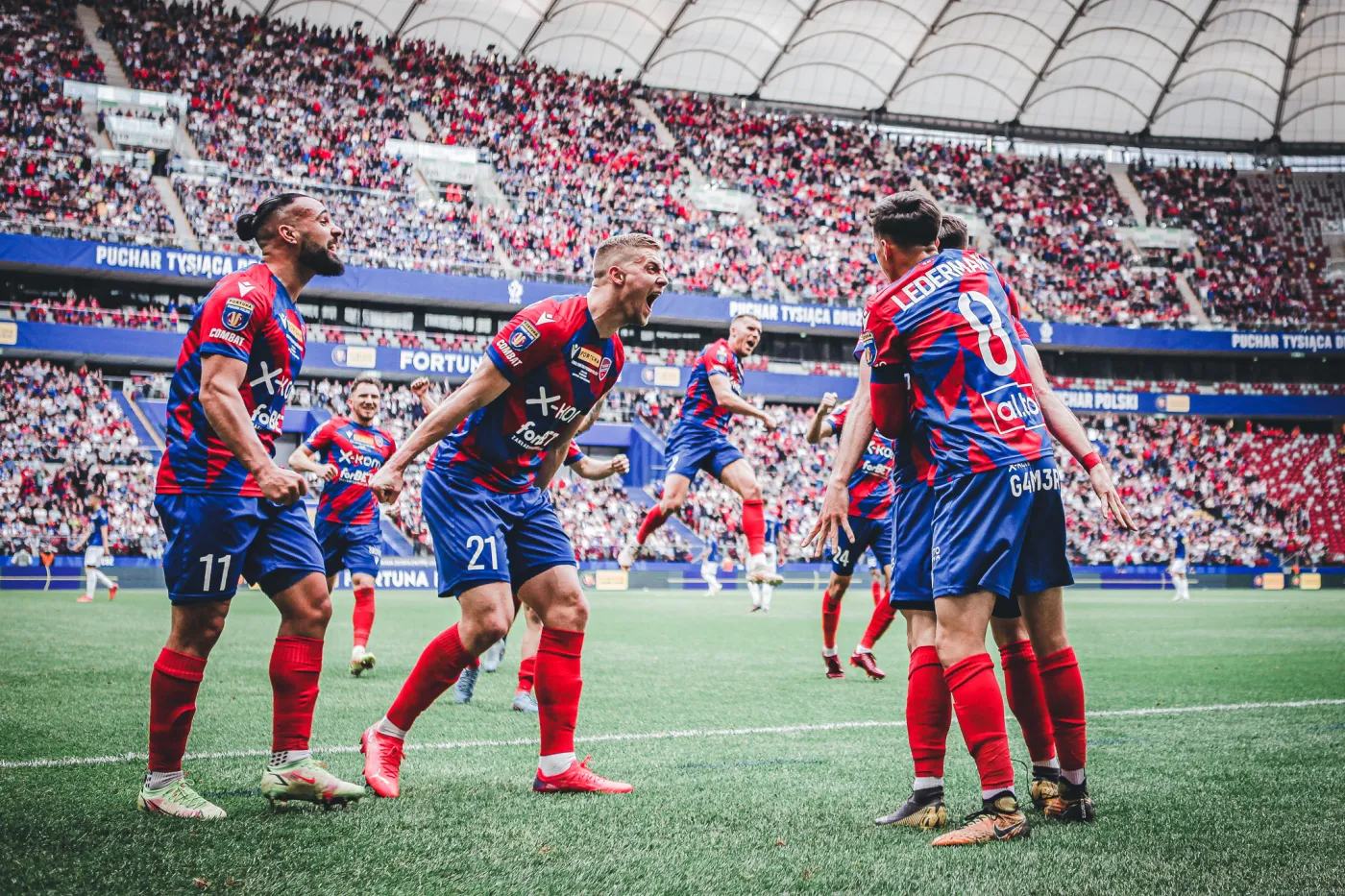 Raków obronił Puchar Polski. Wypunktował Lecha, jak rasowy bokser [WIDEO]