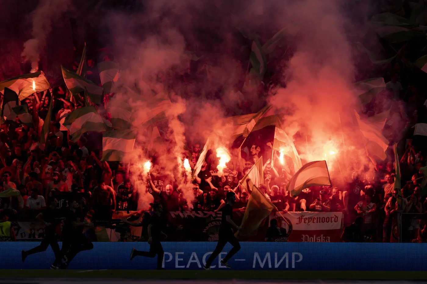 Zamieszki w Rotterdamie. 72 zatrzymanych po finale Ligi Konferencji