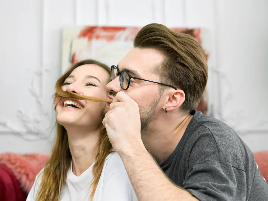 Test z chemii: O co zapytać przed randką, żeby zaiskrzyło?