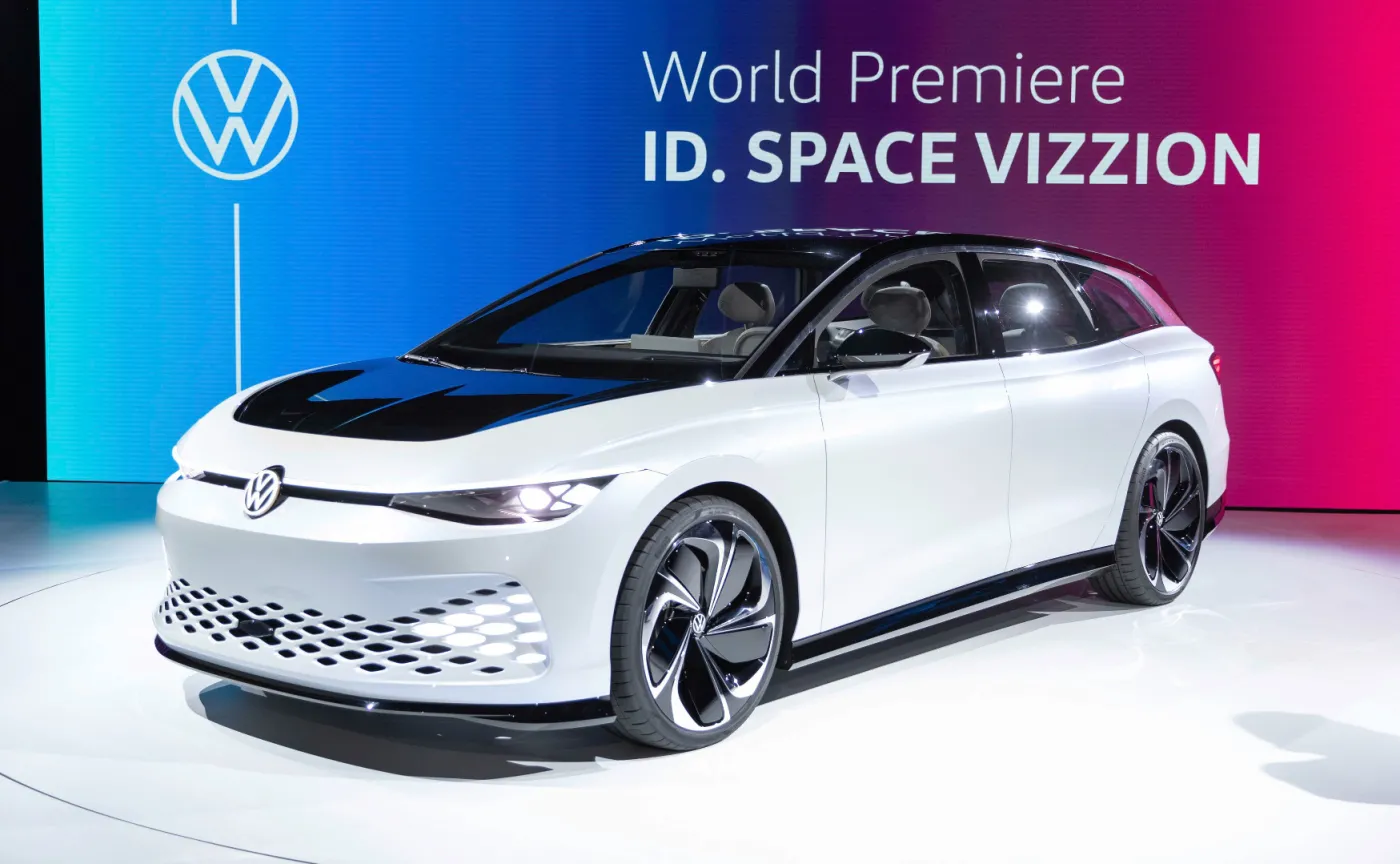 12758755-volkswagen-id-space-vizzion.jpg