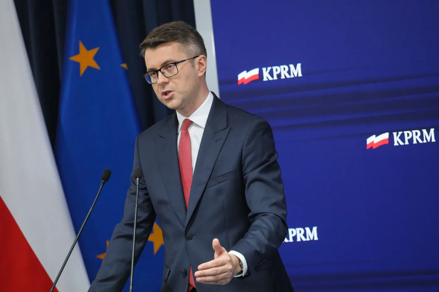 Politycy dostaną podwyżki? Müller: Oskarżenia Tuska nie są prawdziwe