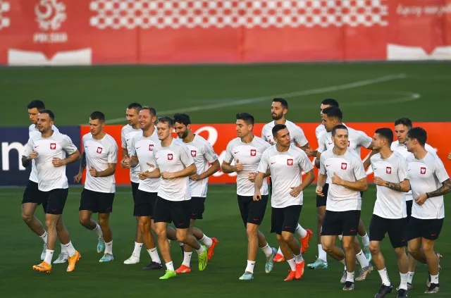 Polscy piłkarze przed meczem z Francją ćwiczyli rzuty karne