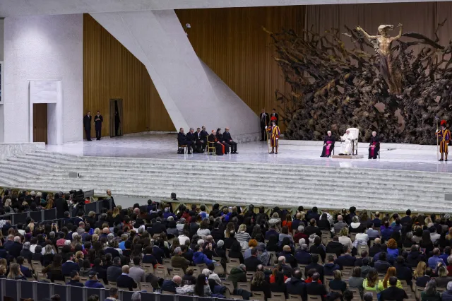 Papież na pasterce: Wiemy bardzo wiele o Bożym Narodzeniu, ale zapominamy o jego znaczeniu