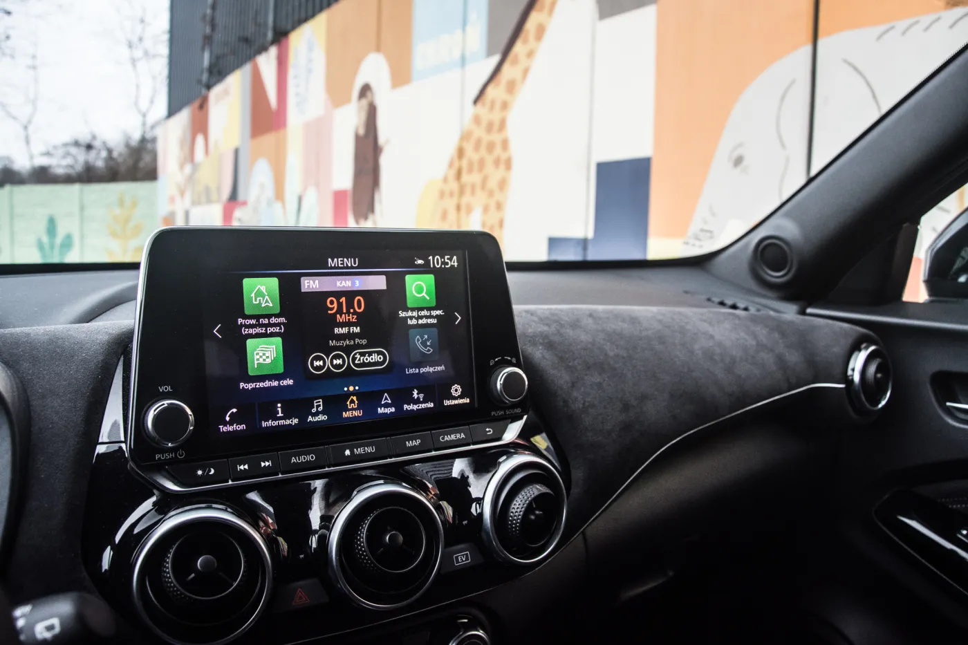 test nissan juke hybrid