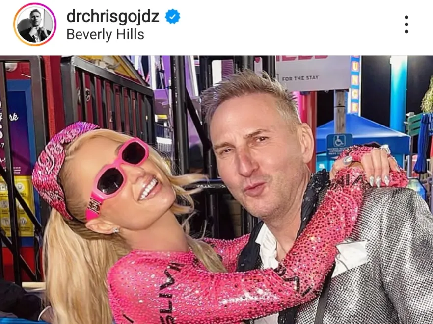"Masz złote ręce, Krzysiu". Doktor Gojdź, który dba o wygląd Paris Hilton, rozkręca nowy biznes w USA...