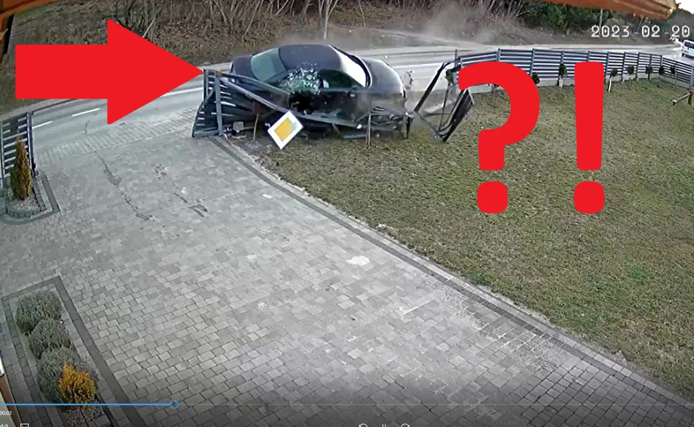 Spektakularne dachowanie Audi w Starachowicach. To już czwarty raz