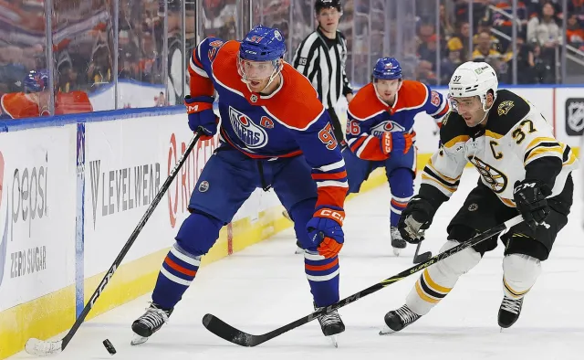 Liga NHL. 50 goli w sezonie McDavida