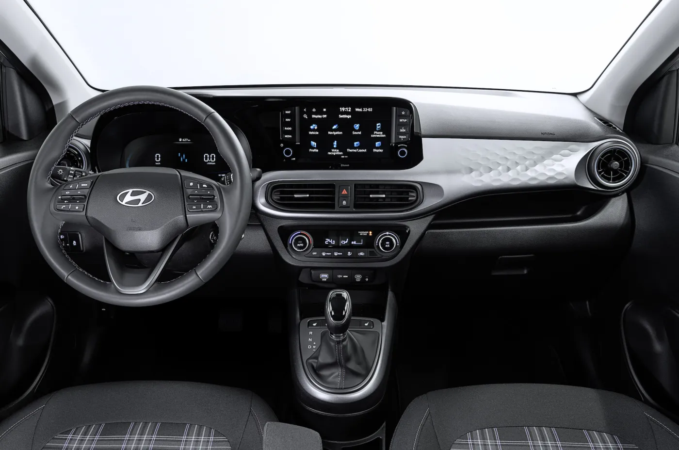 hyundai-i10-po-face-liftingu-37725098.jpg