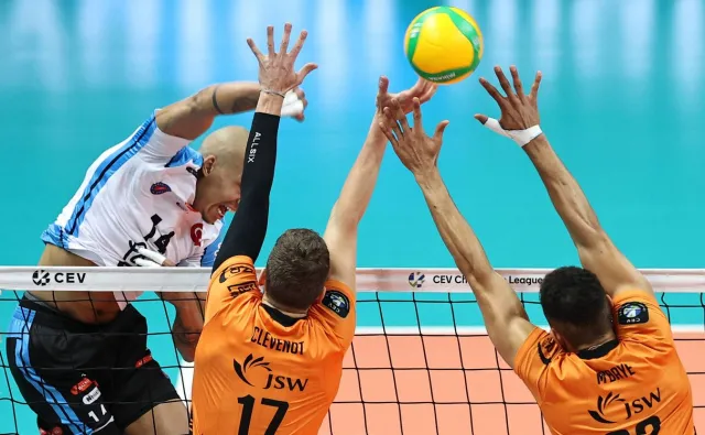 Siatkarze Jastrzębskiego Węgla pokonali na wyjeździe turecki Halkbank Ankara