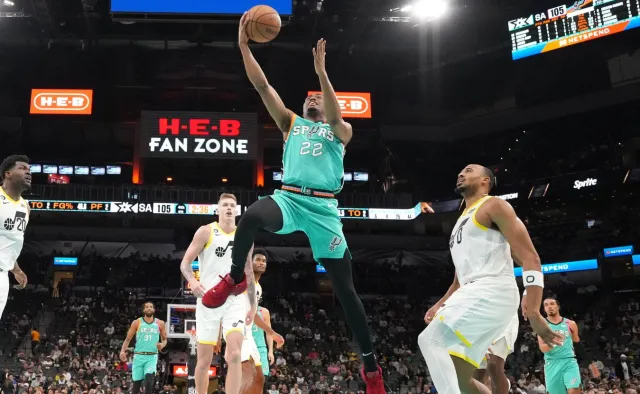 Liga NBA. Spurs bez Sochana przegrali z Jazz, Kings po 16 latach w play off