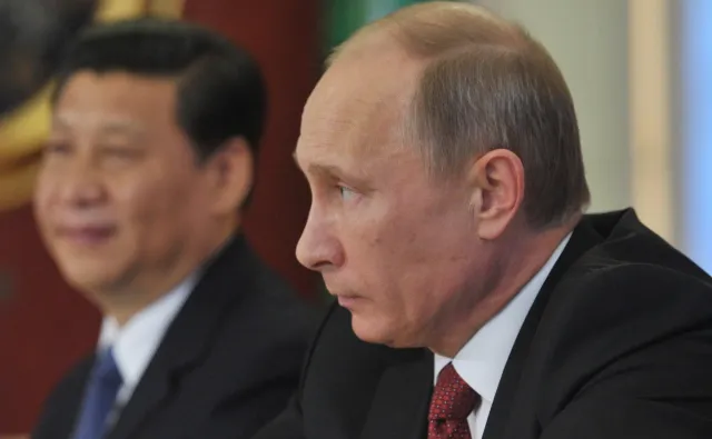 Rosja przegra wojnę, po czym stanie się "tanią stacją benzynową Chin"? Sensacyjna PROGNOZA