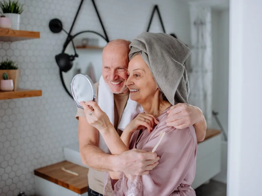 Starość jako (anty)wartość, czyli na czym polega specyficzna (nie)moda na seniorów