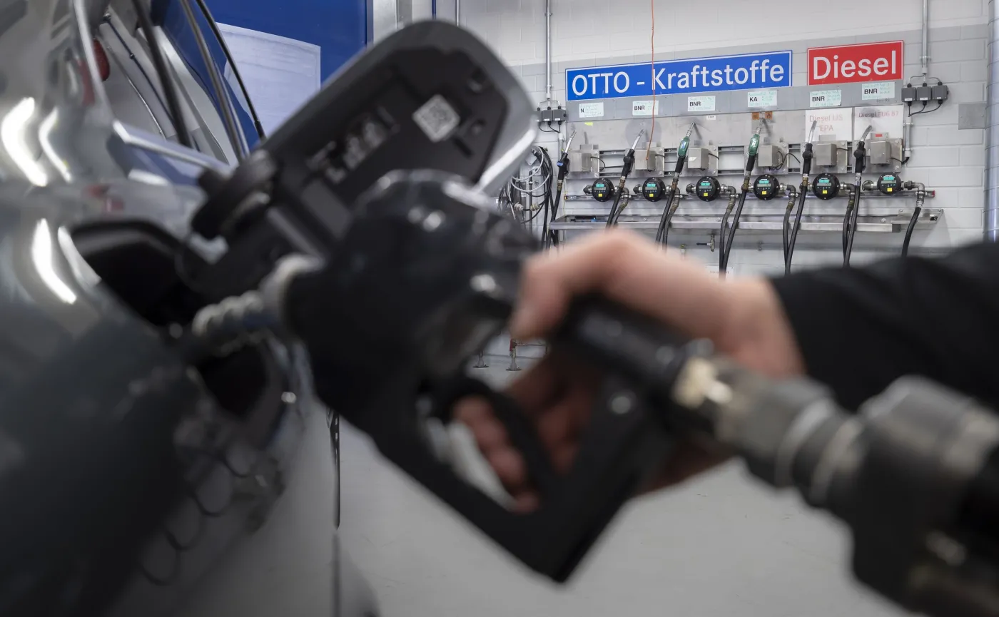 Porsche i Ferrari zyskają na dopuszczeniu e-paliw