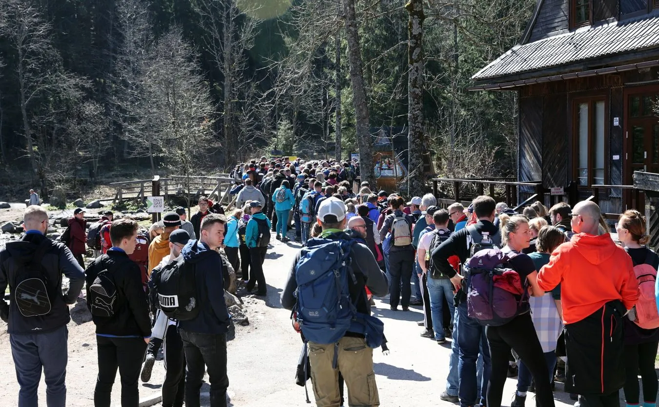 Turyści wracają z majówki. Duże korki na zakopiance