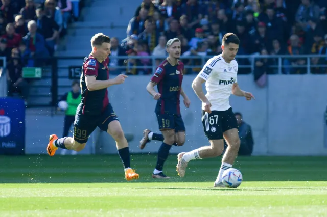 Raków mistrzem Polski! Legia przegrała z Pogonią
