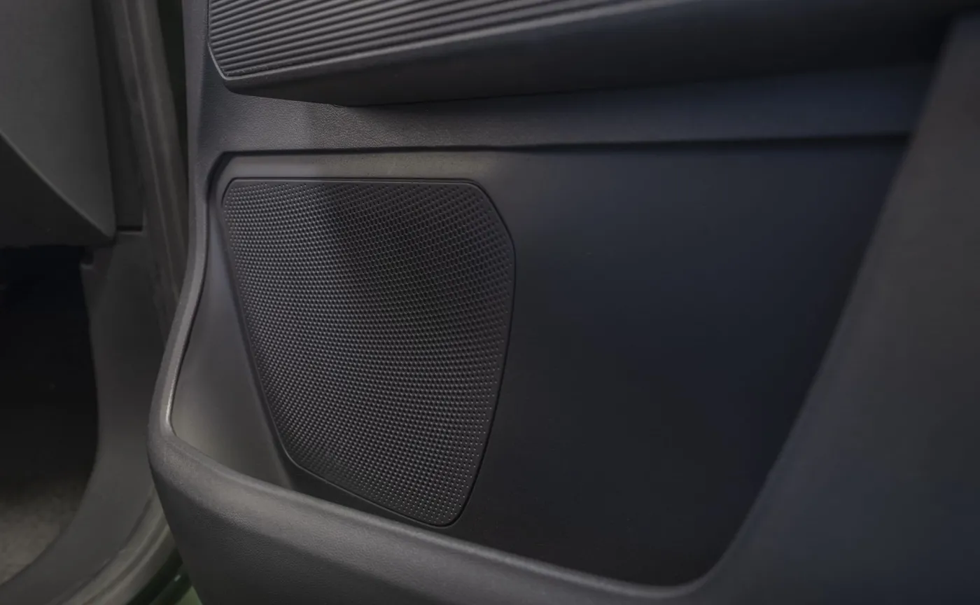 ford-etourneo-courier-active-37800461.jpg