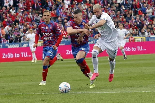 Raków już nic nie musi. Lech wygrał w Częstochowie [WIDEO]