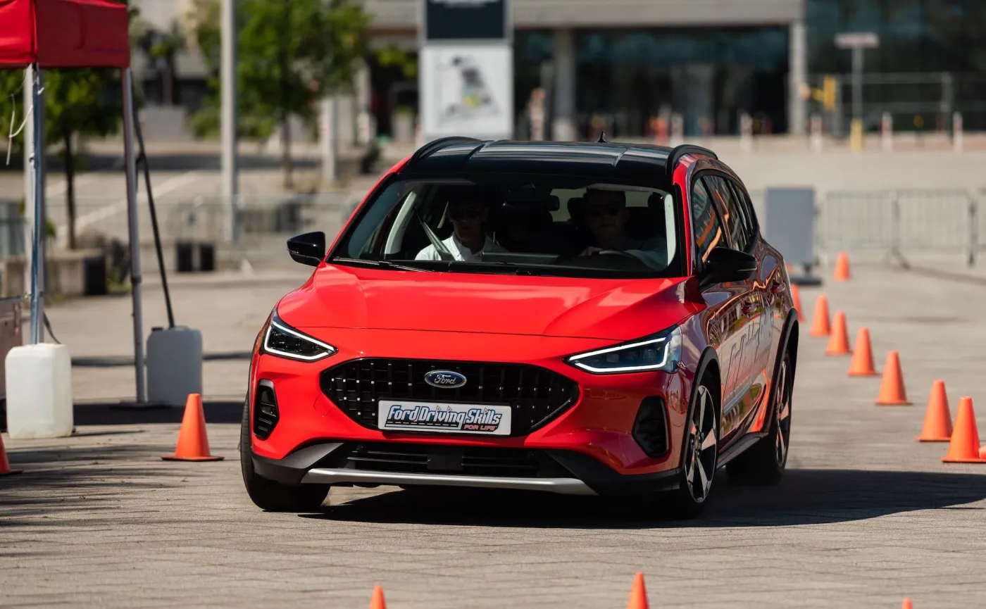 ford-driving-skills-for-life-37824456.jpg