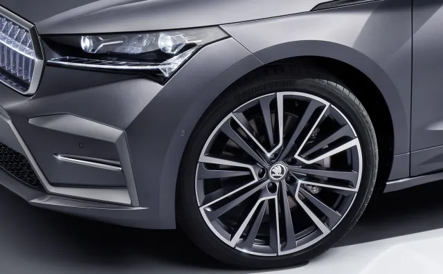 Nowa Skoda 85 wjeżdża do Polski. Oto czeska rakieta dla dużej rodziny