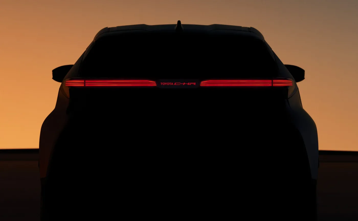 Toyota odleciała i oto nowy C-HR! Teraz reszta może się pakować