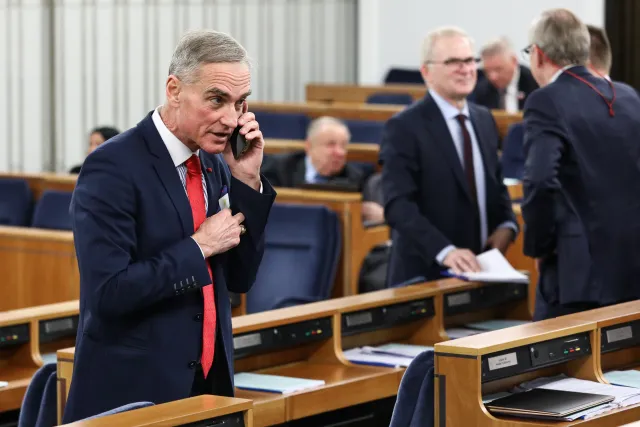KO stawia na kuzyna Kaczyńskiego i byłego senatora PiS. "Wygra tam z każdym"