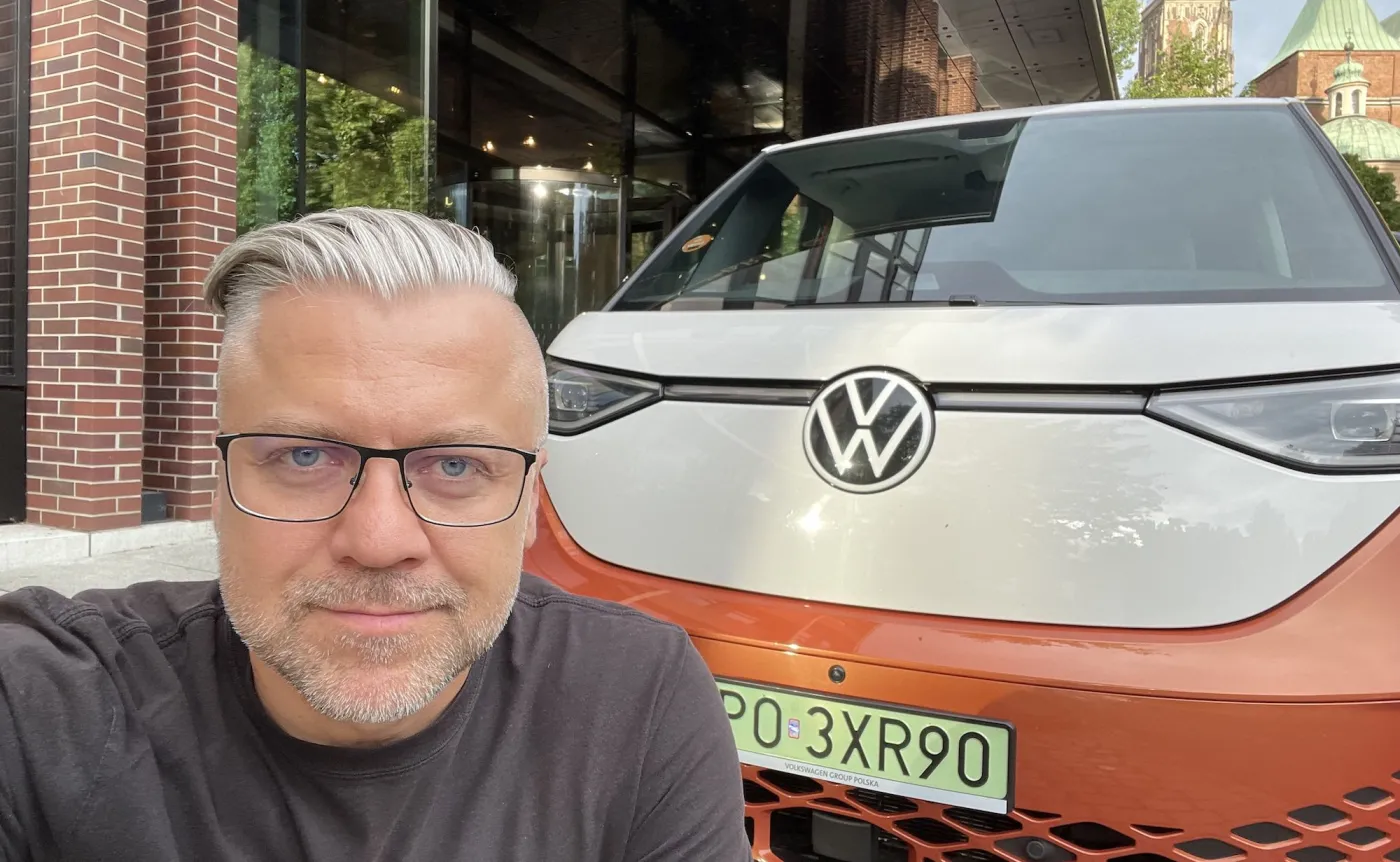 Przekonałem się, że elektromobilność nie jest taka straszna, jak ją malują. Pod pewnymi warunkami...