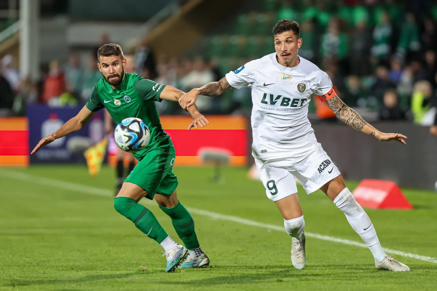 Śląsk nie zwalnia tempa. Wygrana z Wartą na wyjeździe